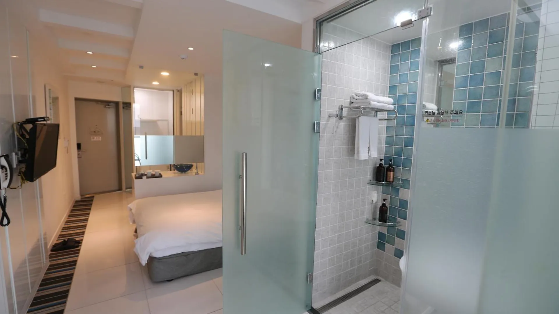 Hamdeok Beach Stay Jeju South Korea