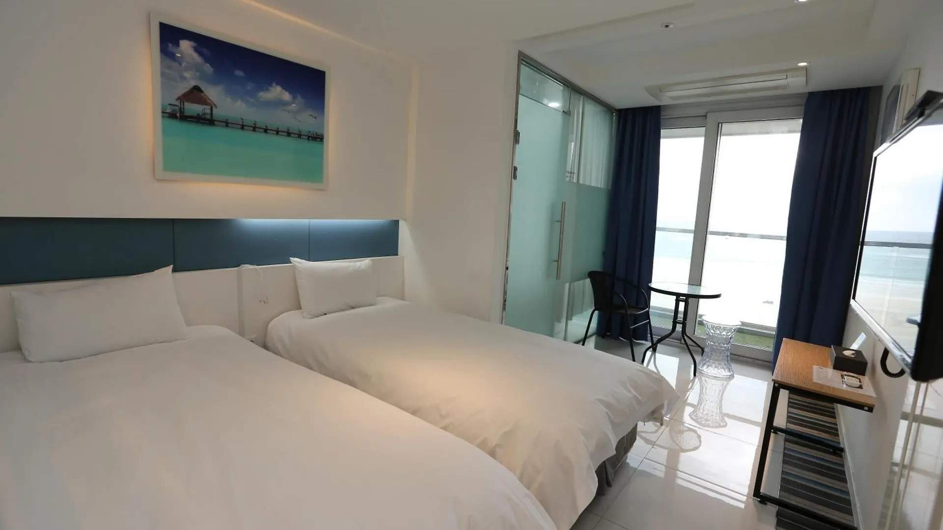 Hamdeok Beach Stay Jeju Hotel