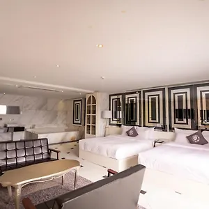2* Hotel Cullinan
