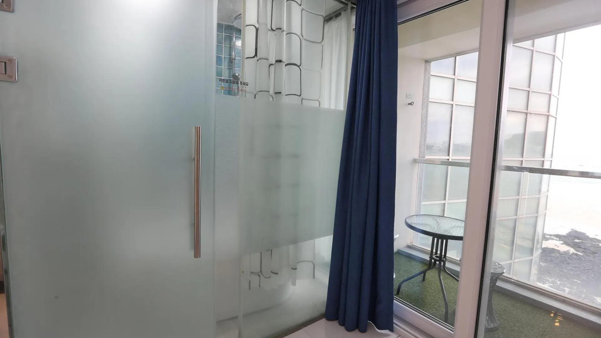 Hamdeok Beach Stay Jeju 4*,