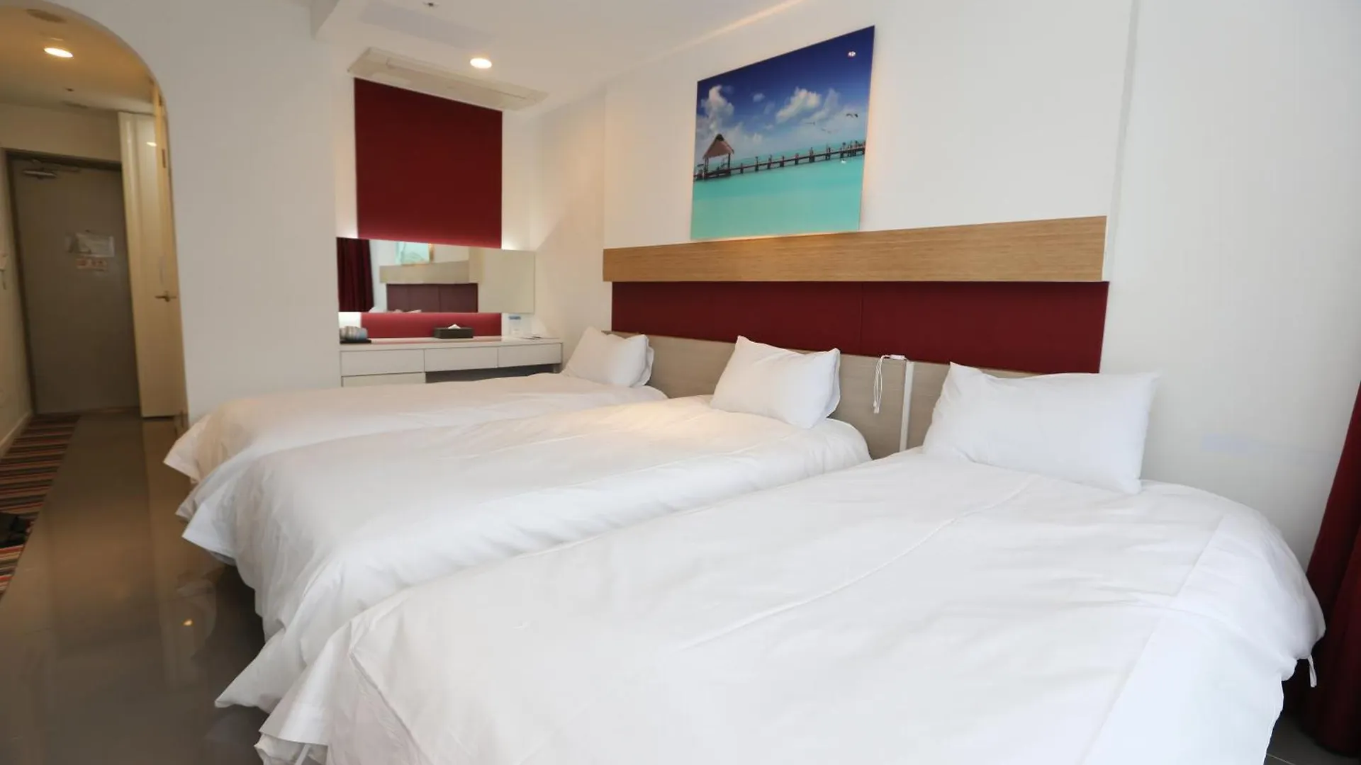 Hamdeok Beach Stay Jeju 4*,
