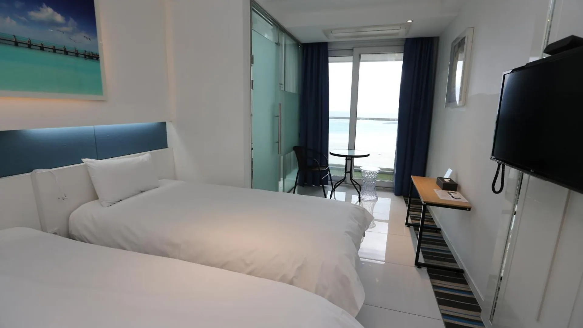 Hamdeok Beach Stay Jeju Hotel